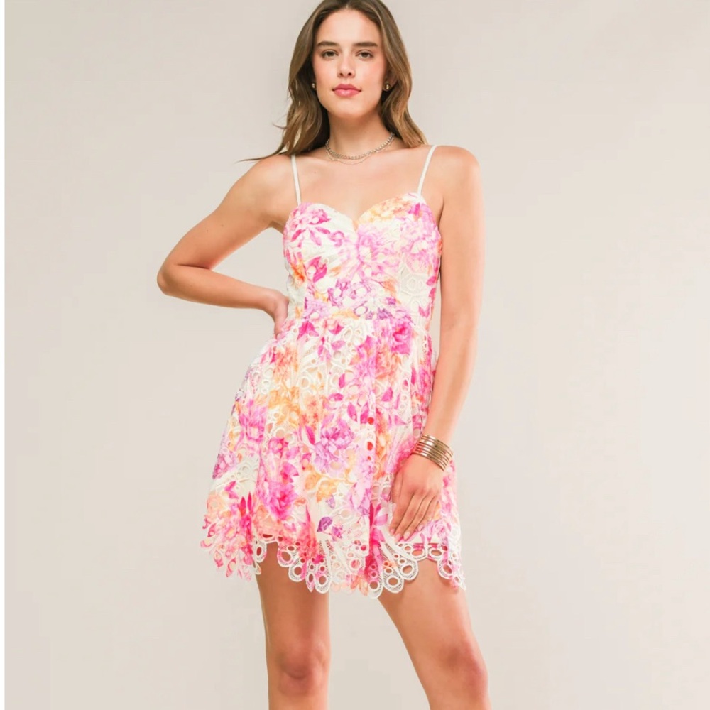 Flying Tomato Mini Dress 🩷🧡